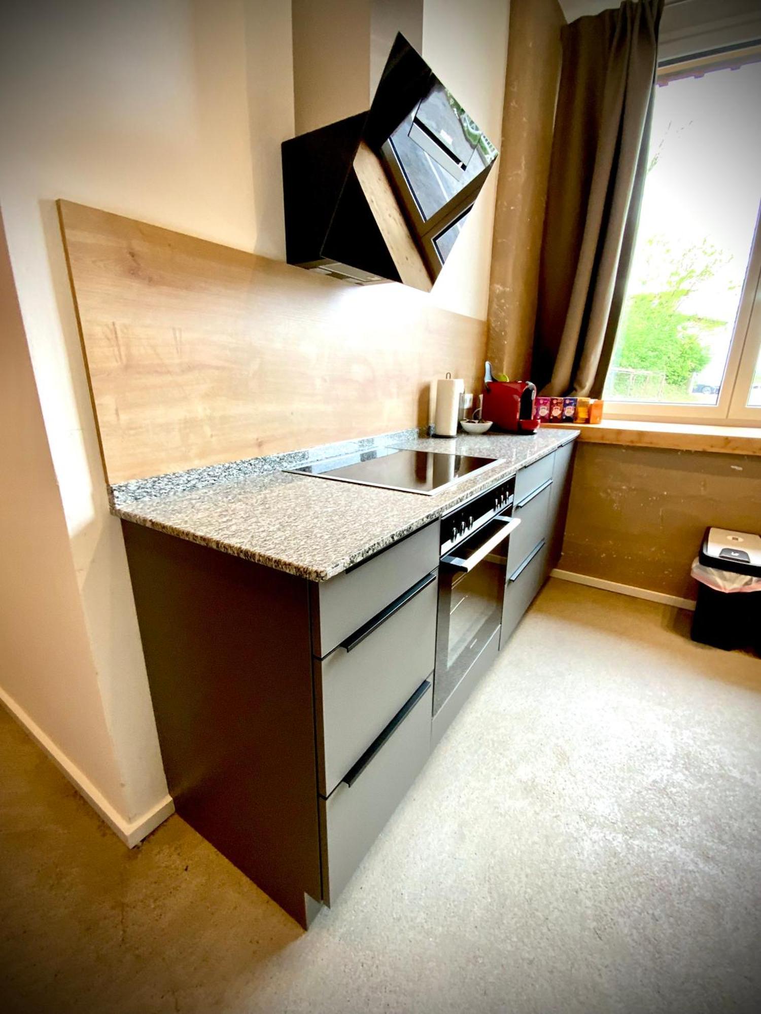 Waterfront - Urbane Eleganz Am Bachufer Apartment วิลลาค ห้อง รูปภาพ